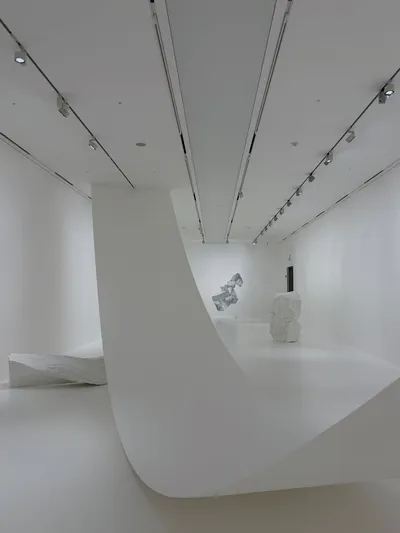 뮤지엄산 13